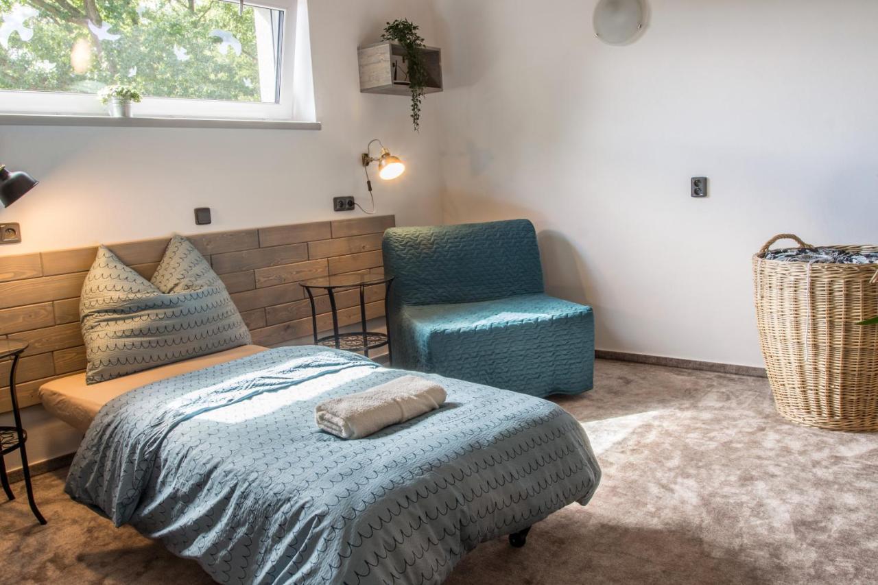 Apartmany Pod Lesem II Rodvinov Экстерьер фото