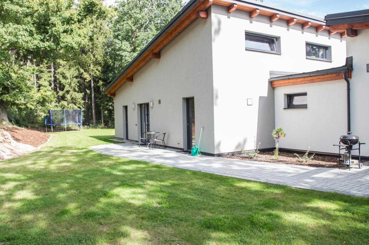 Apartmany Pod Lesem II Rodvinov Экстерьер фото