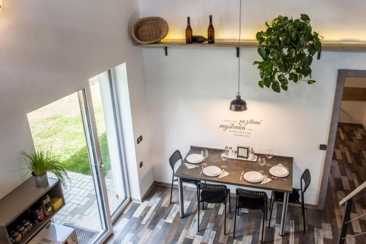 Apartmany Pod Lesem II Rodvinov Экстерьер фото